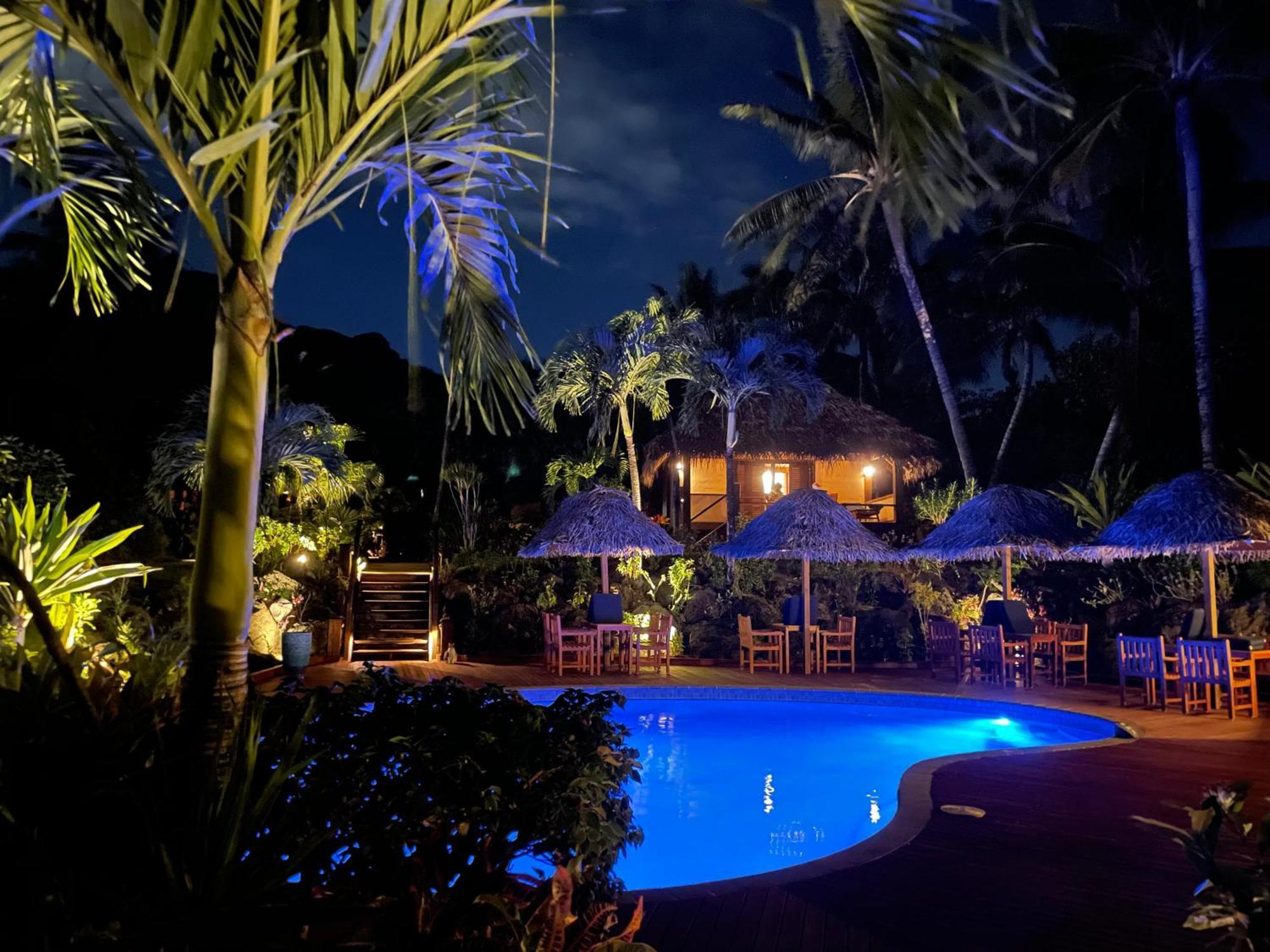 Etu Moana Boutique Beach Villas - Adults Only Arutanga Ngoại thất bức ảnh