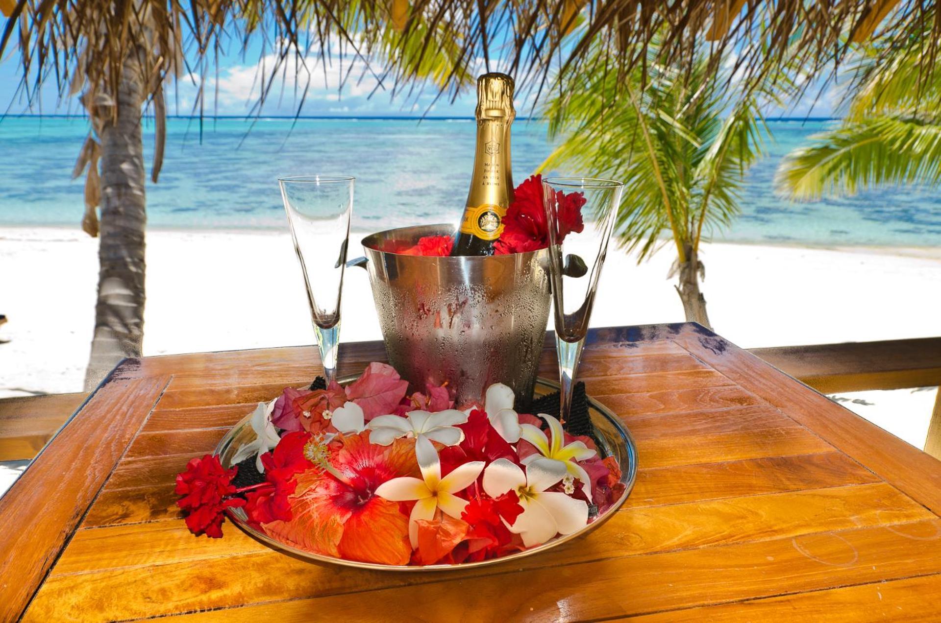 Etu Moana Boutique Beach Villas - Adults Only Arutanga Ngoại thất bức ảnh